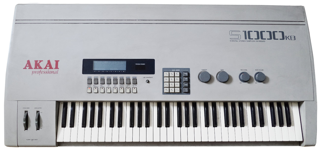 Akai S1000KB