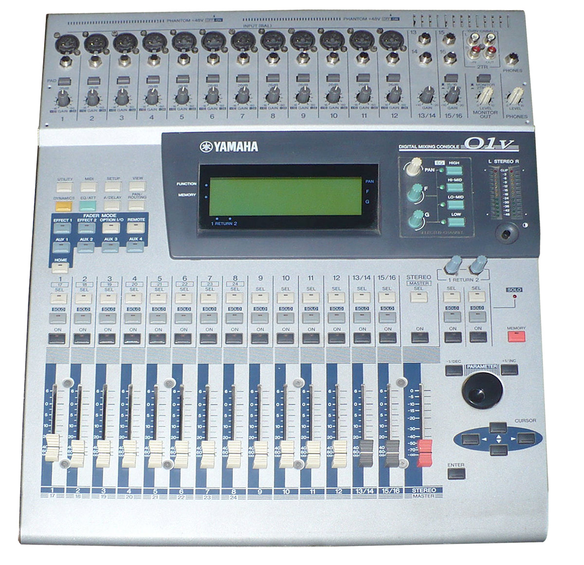 Location Table de mixage numérique 16 voies Yamaha